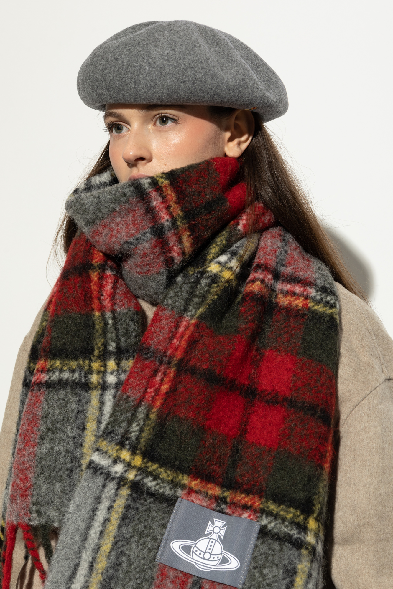 帽子 vivienne westwood studded check beret 帽子 vivienne westwood studded check beret Vivienne Westwood